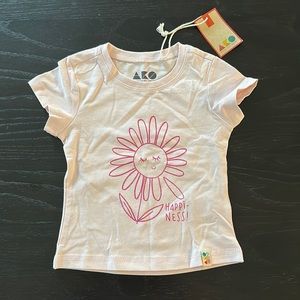 New with tags happiness sunflower t shirt